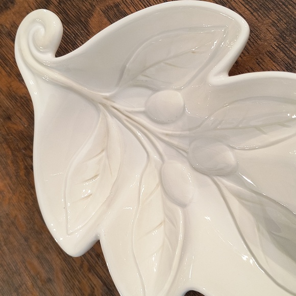 Lenox Olive Leaf Decorative Dish - Picture 4 of 13